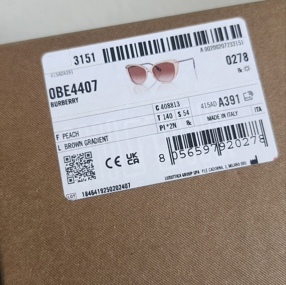 Burberry Cat Eye Nova Check Frame Sunglasses - Picture 11 of 11